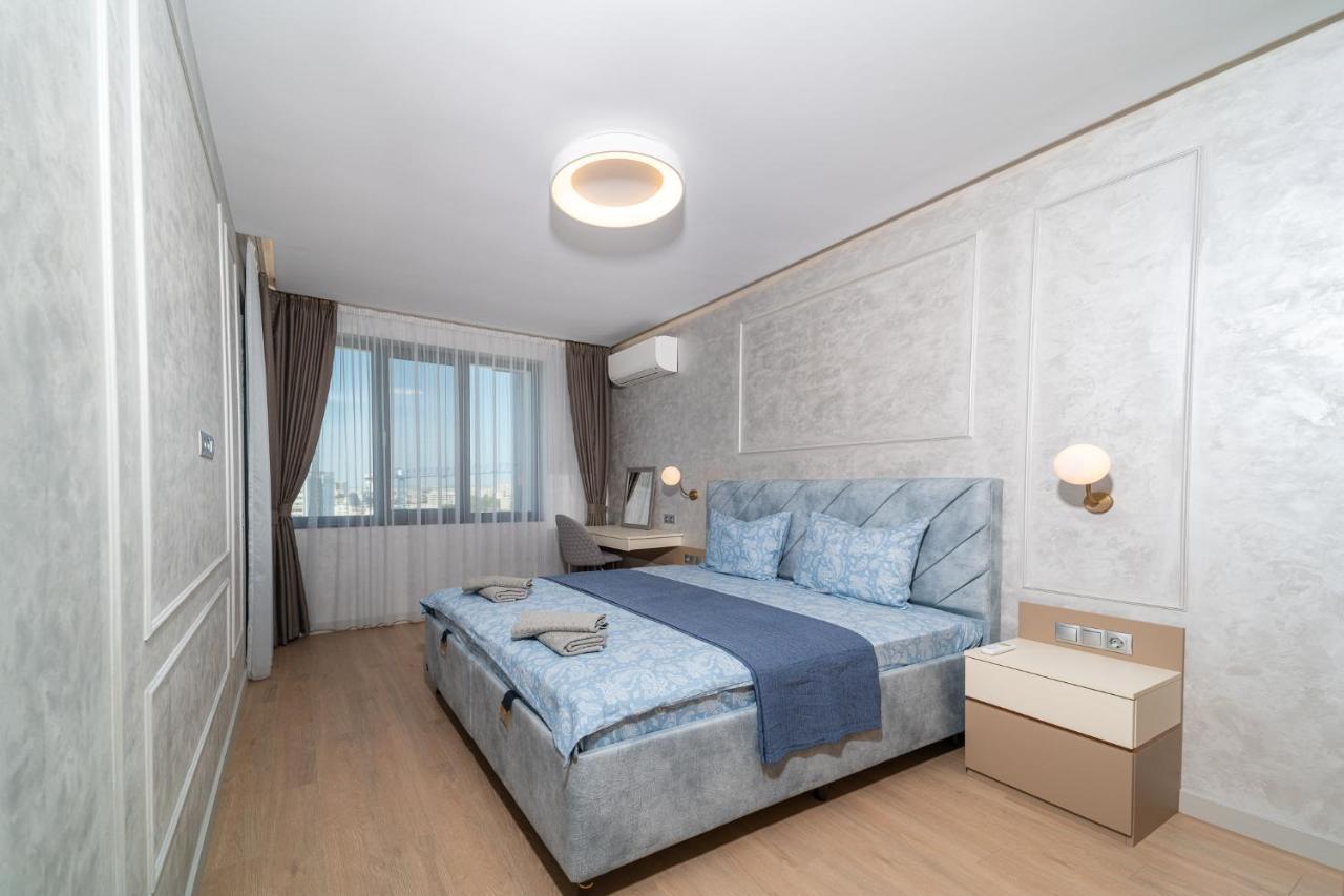 Sky Symphony Apartment Varna Exterior photo