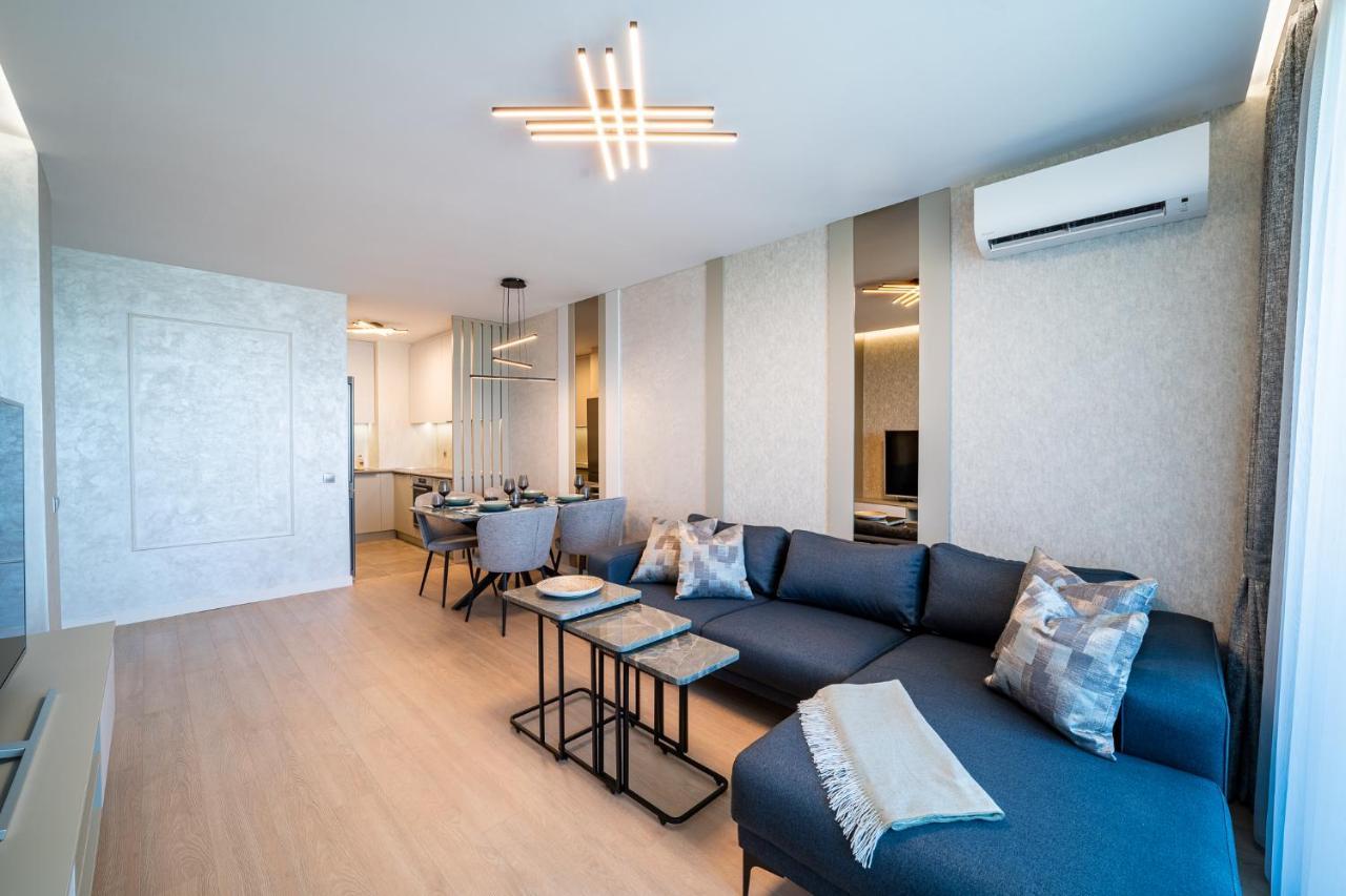 Sky Symphony Apartment Varna Exterior photo