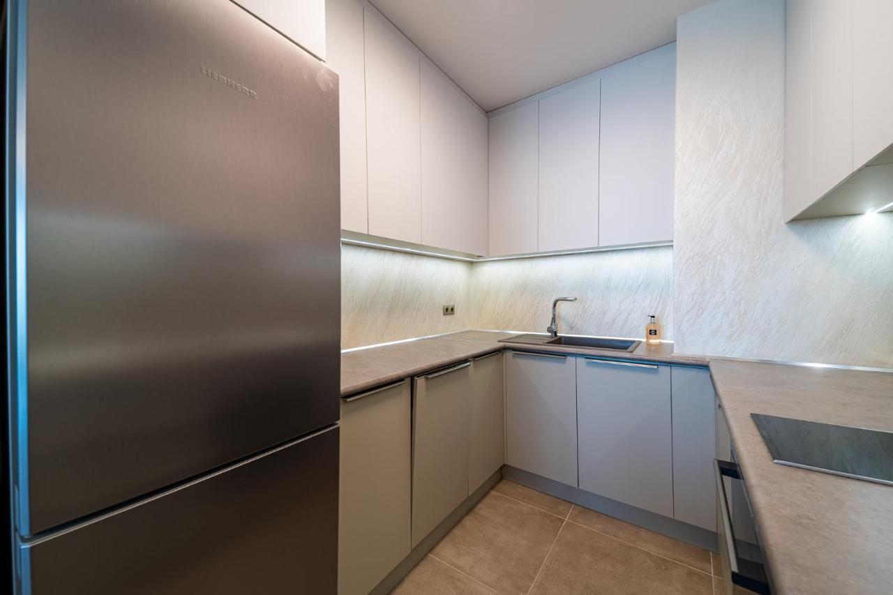 Sky Symphony Apartment Varna Exterior photo