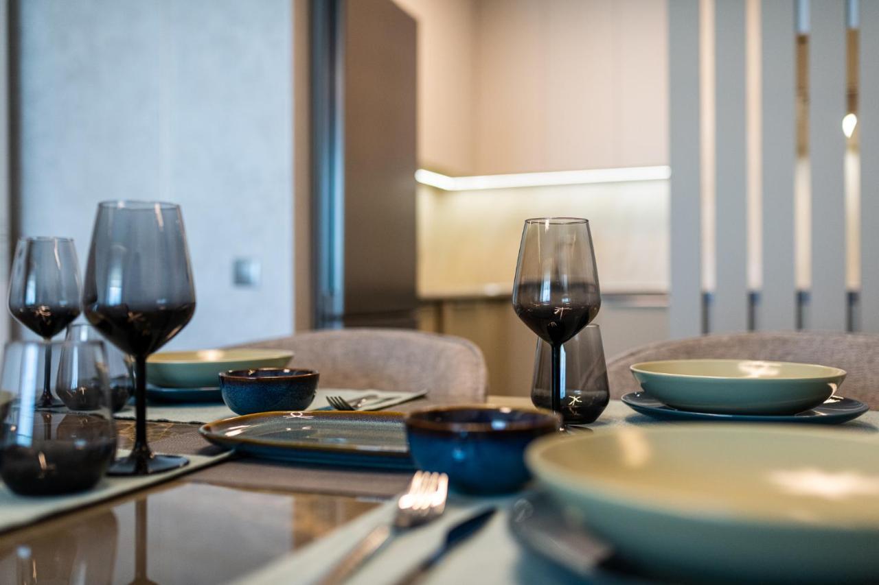 Sky Symphony Apartment Varna Exterior photo