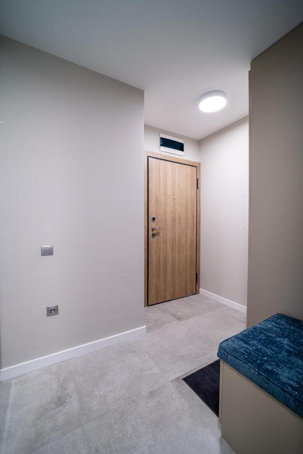 Sky Symphony Apartment Varna Exterior photo